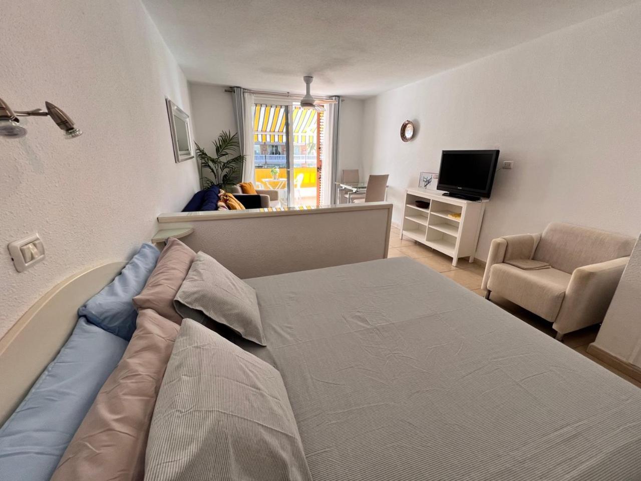 Seafront New Modern Apartment Плая де лас Америкас Екстериор снимка